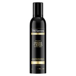 Mousse Tresemmé Ondas y Rizos x 200 ml