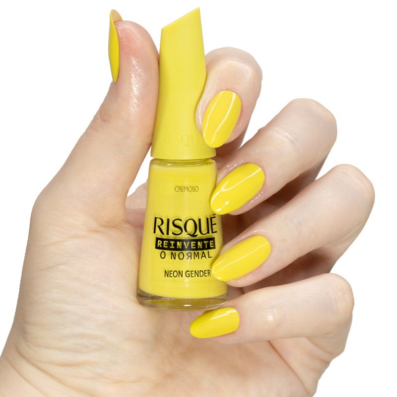 esmalte-para-unas-risque-reinventando-o-normal-cremoso-8-ml