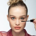 228926_mascara-de-pestanas-cher-xxl-big__imagen-5