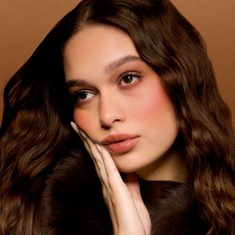 245873_mascara-de-pestanas-cher-18-mocha-mousse-marron-x-47-g_imagen-4