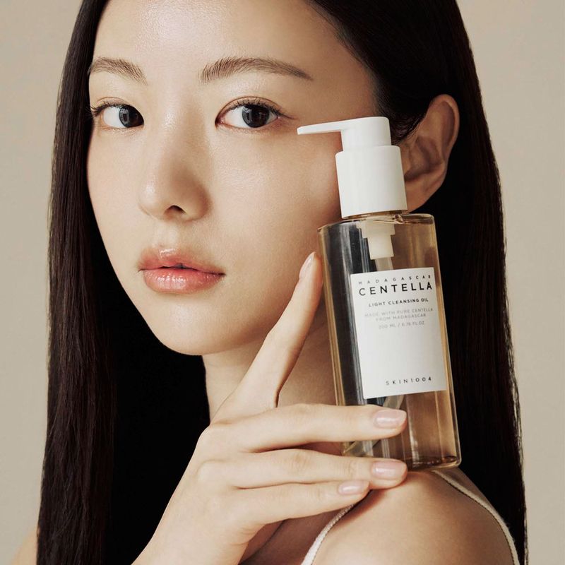 aceite-limpiador-skin1004-centella-doble-limpieza-pieles-sensibles-x-200-ml