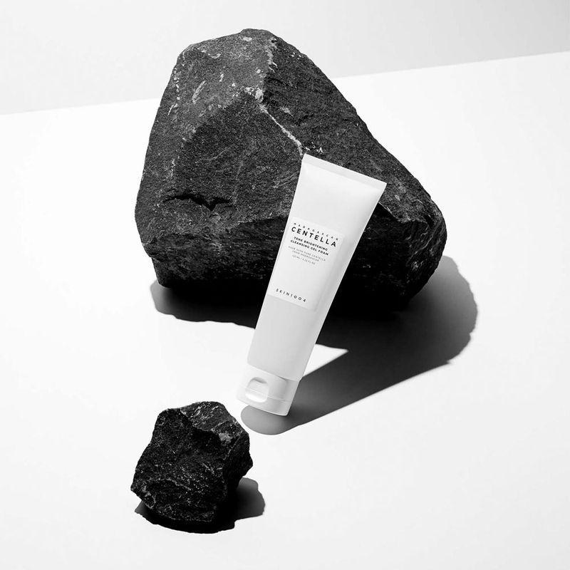 espuma-limpiadora-gel-skin1004-iluminadora-x-125-ml