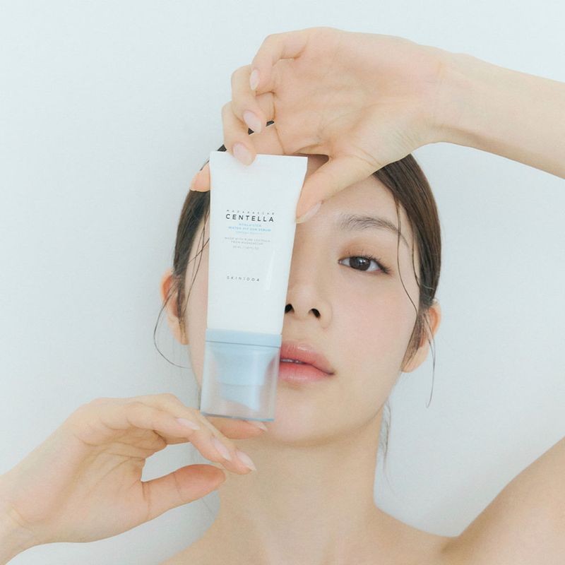 protector-solar-skin1004-hyalu-cica-water-fit-spf-50-pieles-secas-x-50-ml