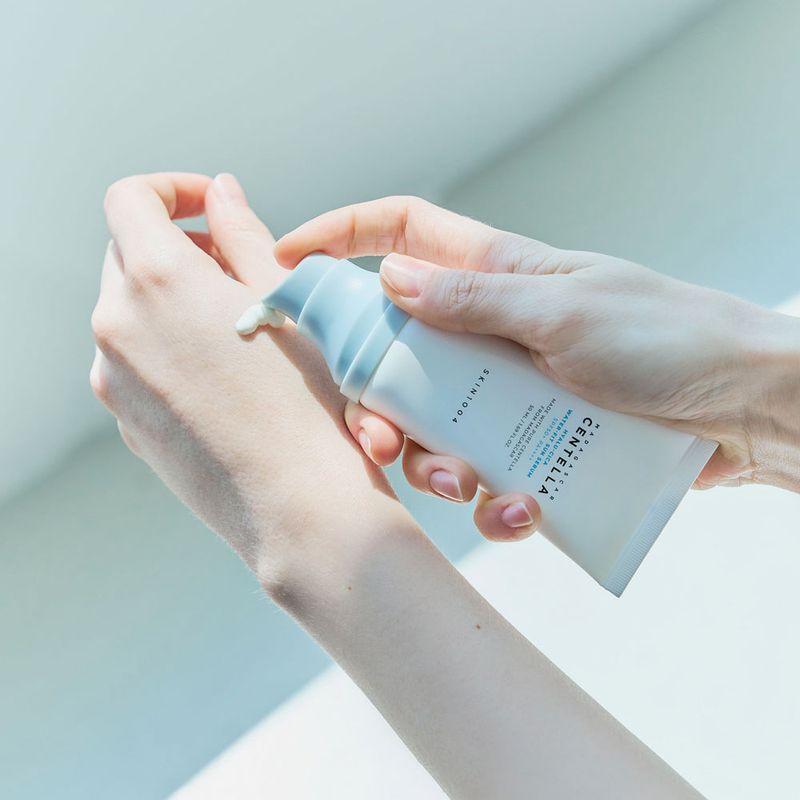 protector-solar-skin1004-hyalu-cica-water-fit-spf-50-pieles-secas-x-50-ml