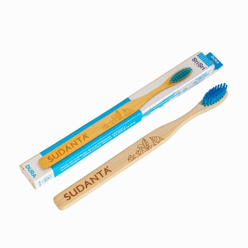 cepillo-dental-de-bambu-sri-sri-ayurveda-sudanta-fuerte